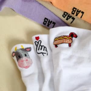 Lot de 3 chaussettes blanches courtes brodées